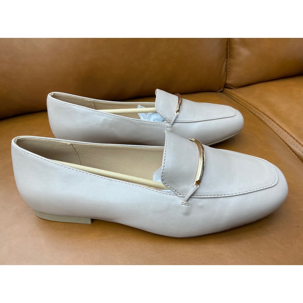 Journee Collection Wrenn Loafers Womens 9W Taupe New Gold Bar Square Toe Flats